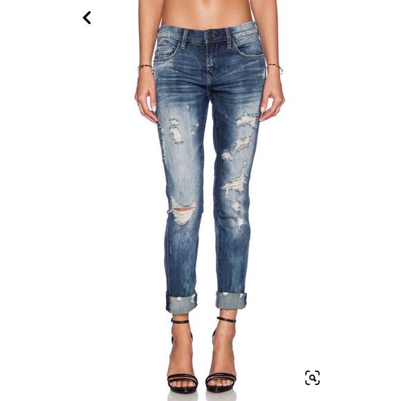 Blank NYC Denim - 🎉HP🎉BLANKNYC❤️‍🔥Distressed Boyfriend in Fit of Range from Revolve SOLD OUT